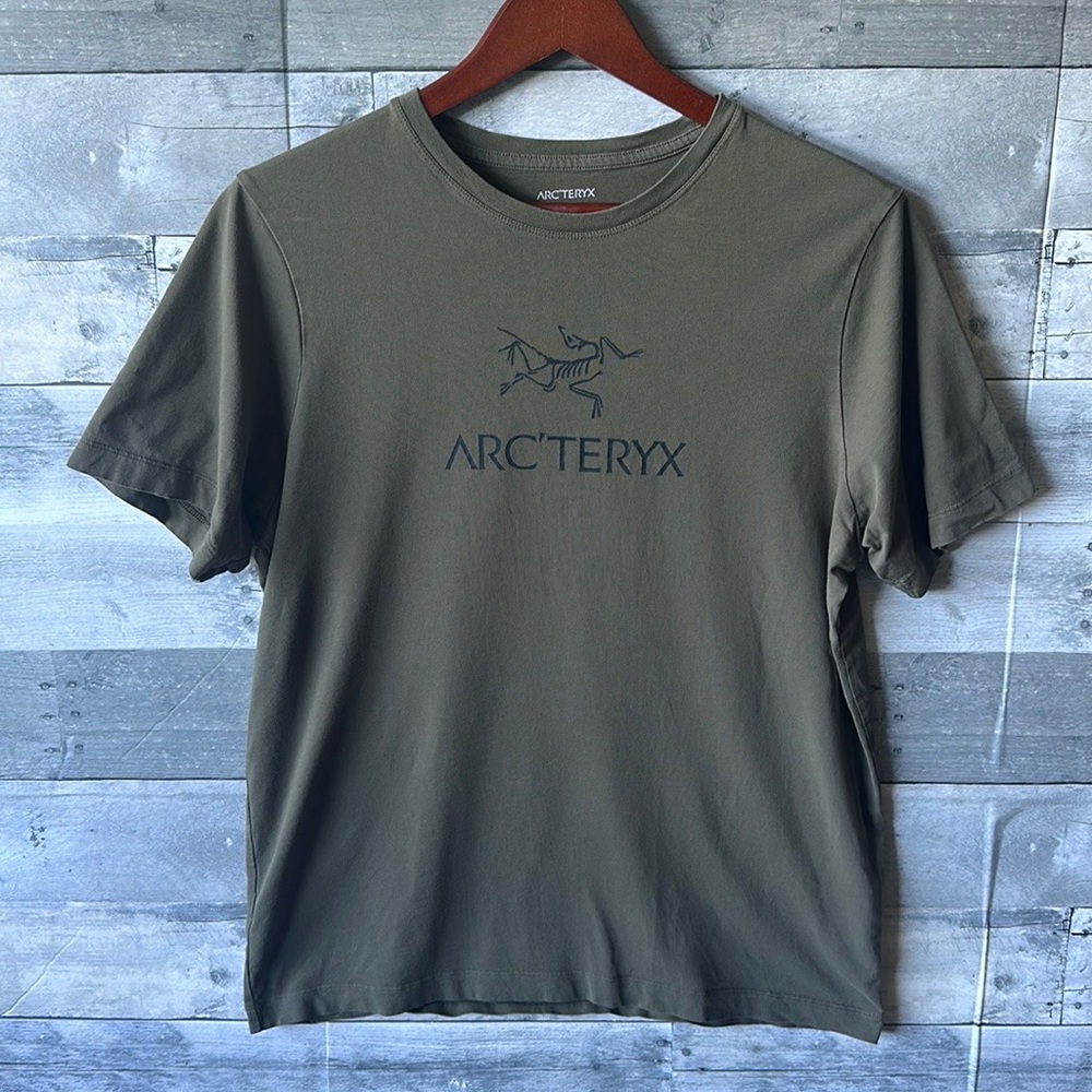 ARC'TERYX ARC'WORD GREEN GRAPHIC SHORT SLEEVE SHIRT MENS MEDIUM